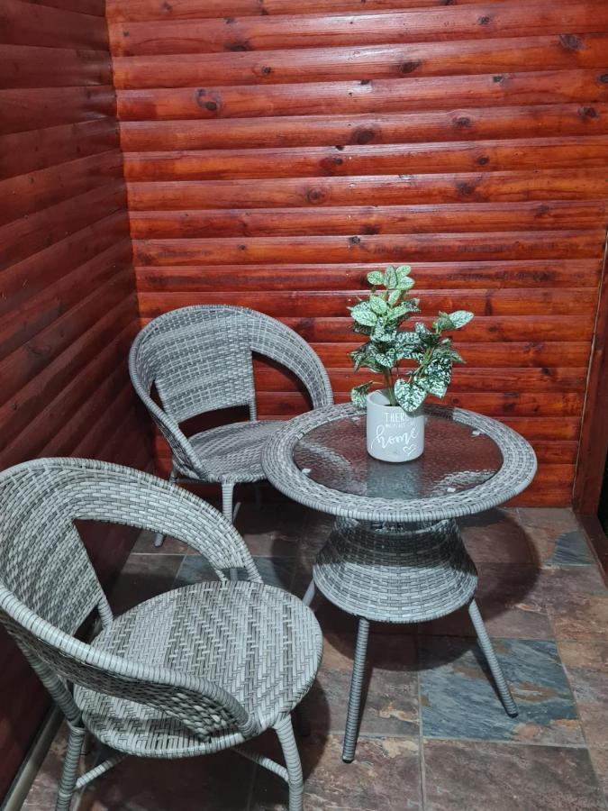 Cozy Cabin Midrand Exteriör bild